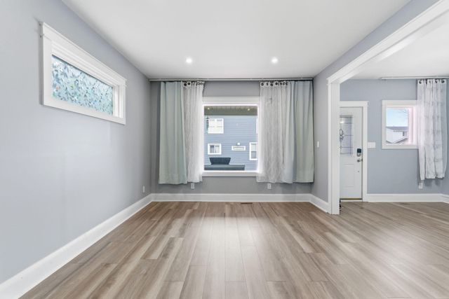 1758 Lincoln Avenue, Whiting, IN 46394