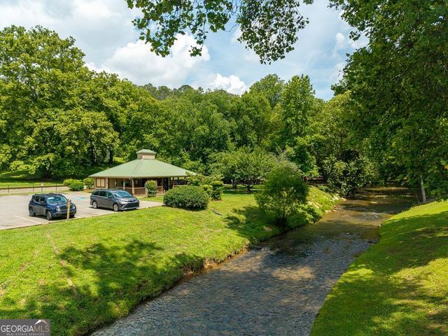 130 Old Blairsville Highway, Talking Rock, GA 30175