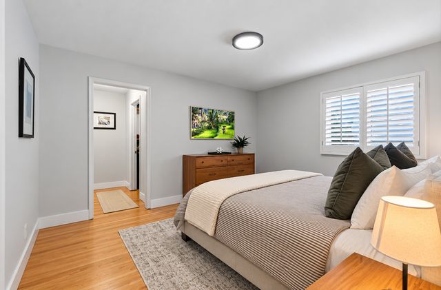 7132 Glouchester Avenue, Edina, MN 55435