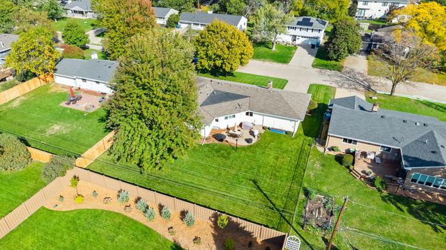 7132 Glouchester Avenue, Edina, MN 55435