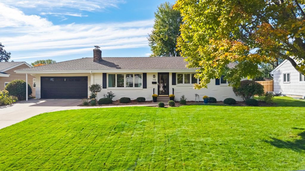 7132 Glouchester Avenue, Edina, MN 55435 — photo 2