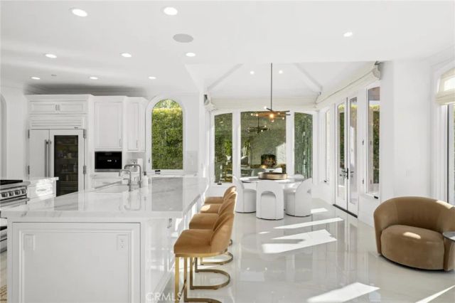 15 Shoreline, Newport Coast, CA 92657