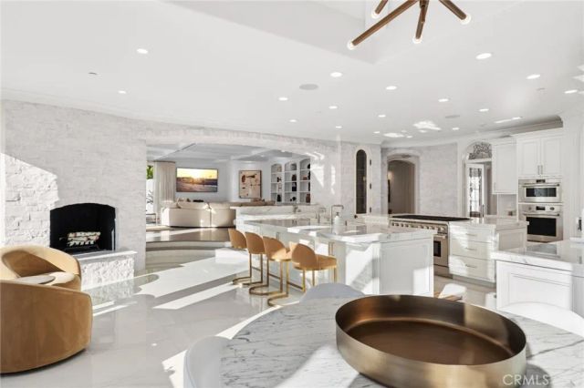 15 Shoreline, Newport Coast, CA 92657