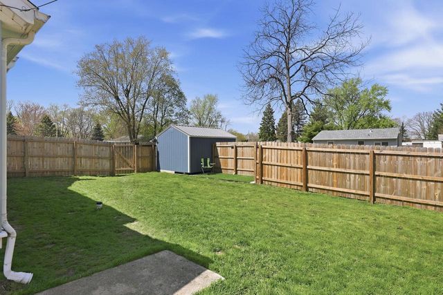 1905 S Porter Avenue, Beloit, WI 53511