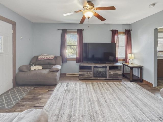 1905 S Porter Avenue, Beloit, WI 53511
