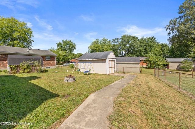 9703 Scarborough Ave, Louisville, KY 40272