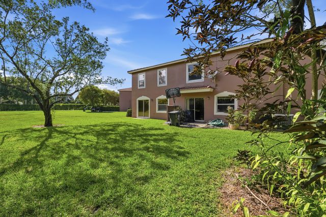 6929 Willow Creek Run, Lake Worth, FL 33463