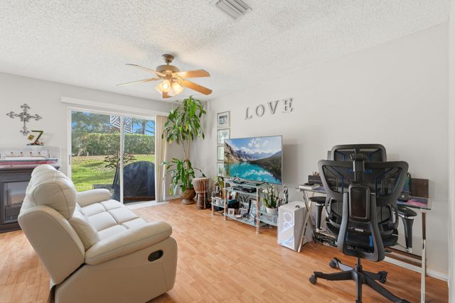 6929 Willow Creek Run, Lake Worth, FL 33463