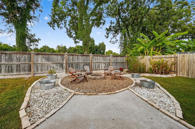 3803 Singing Flower Lane, Richmond, TX 77406