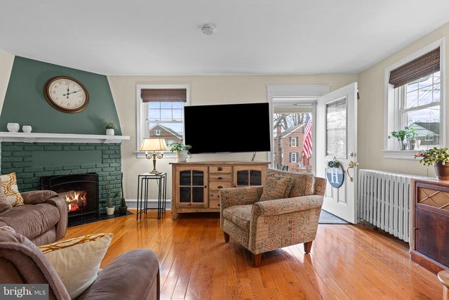 152 WOODBINE RD, Havertown, PA 19083