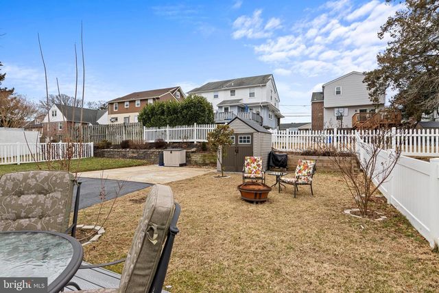 152 WOODBINE RD, Havertown, PA 19083