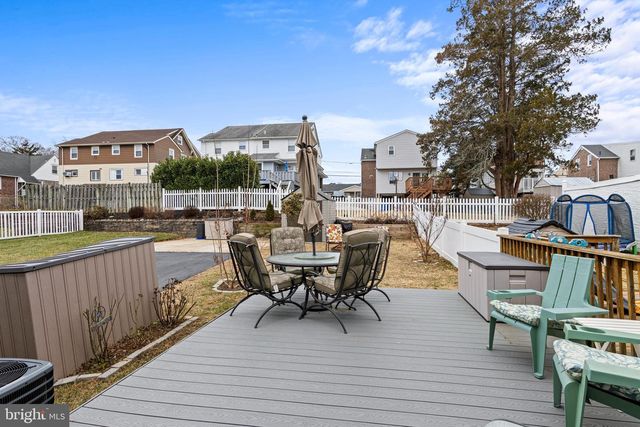 152 WOODBINE RD, Havertown, PA 19083