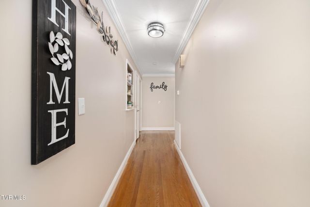 1305 Sherwood Drive, Johnson City, TN 37601