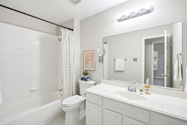 7495 Saint Stephens Square, Frisco, TX 75035