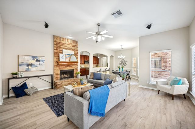 7495 Saint Stephens Square, Frisco, TX 75035