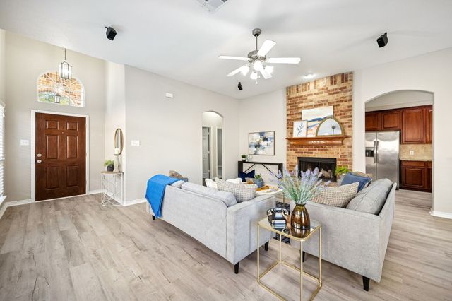 7495 Saint Stephens Square, Frisco, TX 75035