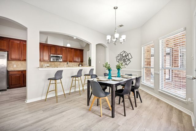 7495 Saint Stephens Square, Frisco, TX 75035