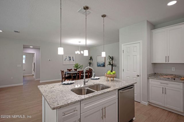 7421 BOWDEN Road, Jacksonville, FL 32216