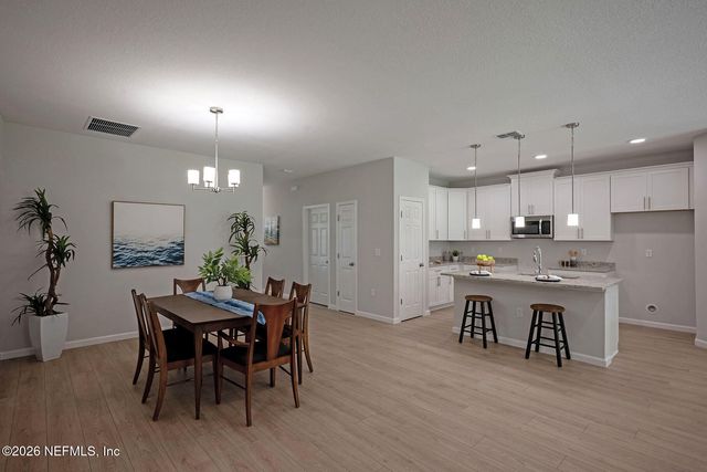 7421 BOWDEN Road, Jacksonville, FL 32216