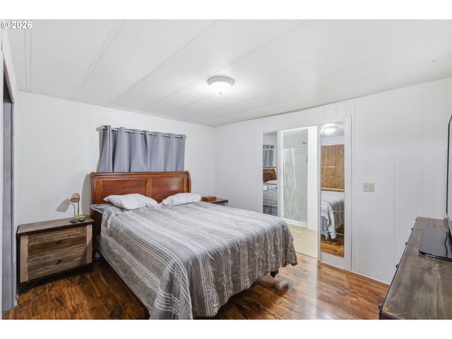 1600 RHODODENDRON Dr 76, Florence, OR 97439