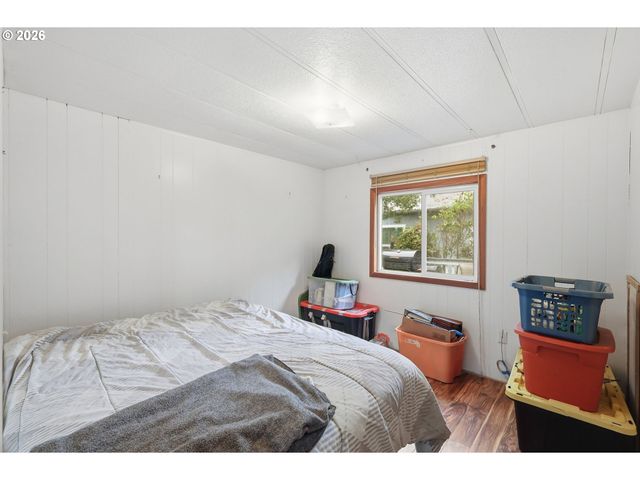 1600 RHODODENDRON Dr 76, Florence, OR 97439