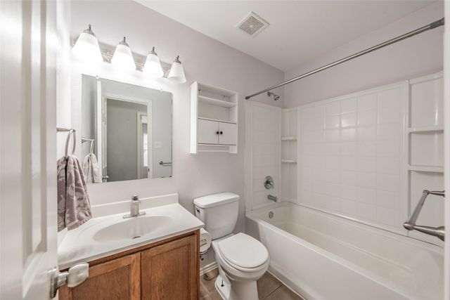 208 Weber River Trail, Fort Worth, TX 76140