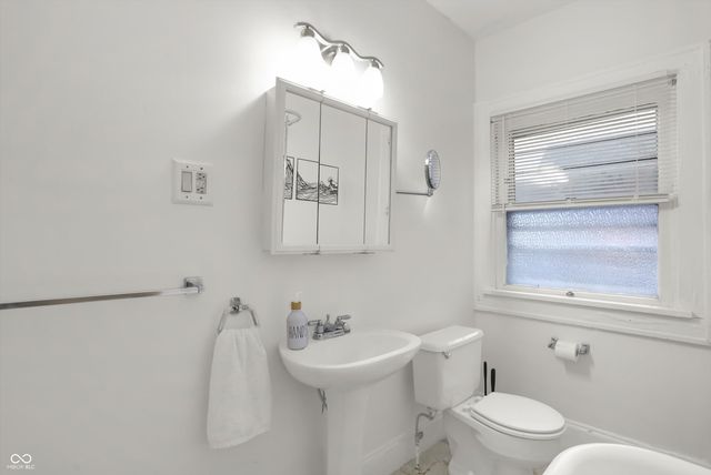 537 E 11th Street, Indianapolis, IN 46202