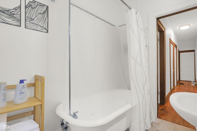 537 E 11th Street, Indianapolis, IN 46202