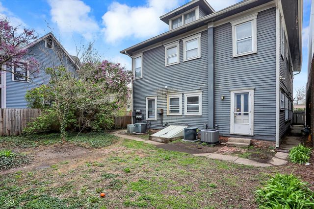 537 E 11th Street, Indianapolis, IN 46202