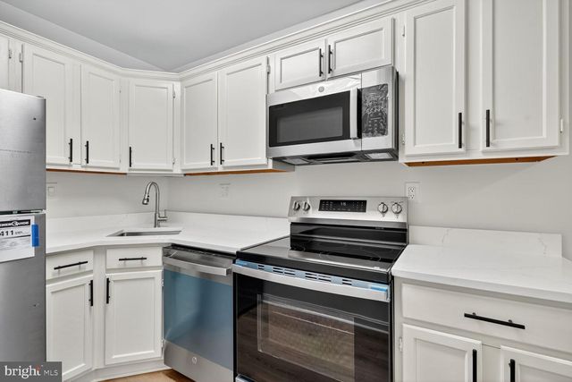 1741 N TROY ST #8-428, Arlington, VA 22201