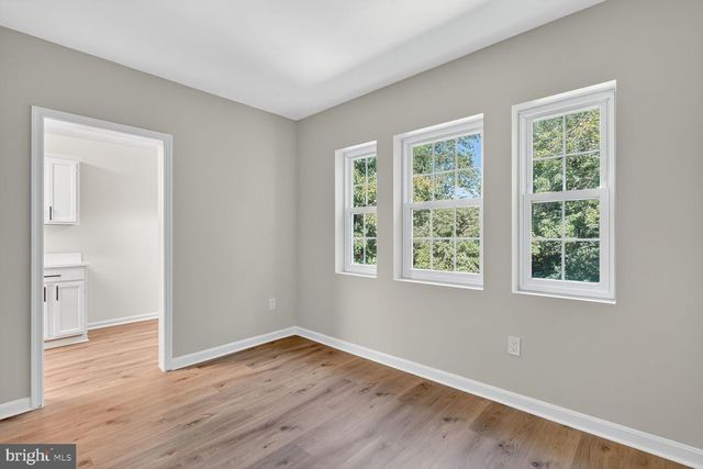 1741 N TROY ST #8-428, Arlington, VA 22201
