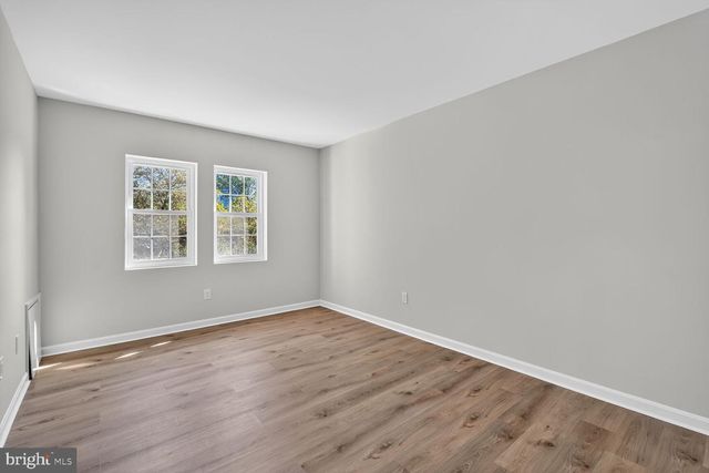 1741 N TROY ST #8-428, Arlington, VA 22201