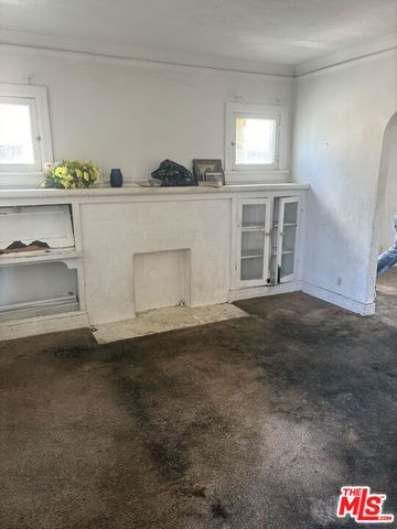 5214 Cimarron Street, Los Angeles, CA 90062