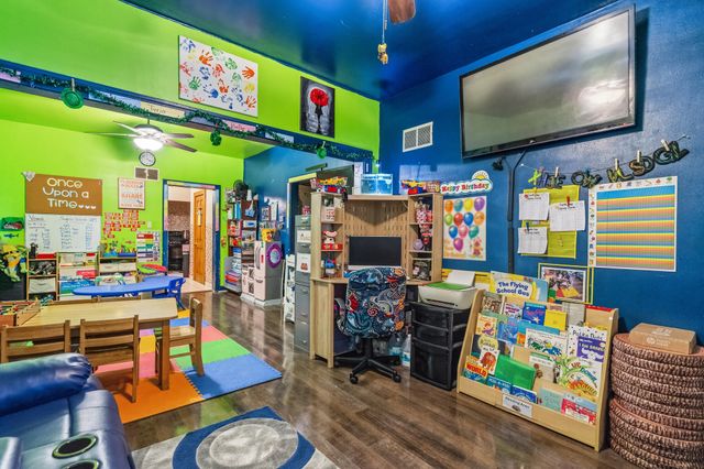 7046 Madison Avenue, Hammond, IN 46324