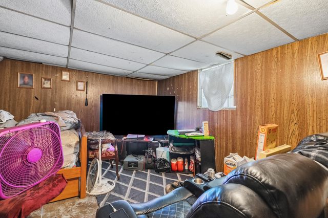 7046 Madison Avenue, Hammond, IN 46324