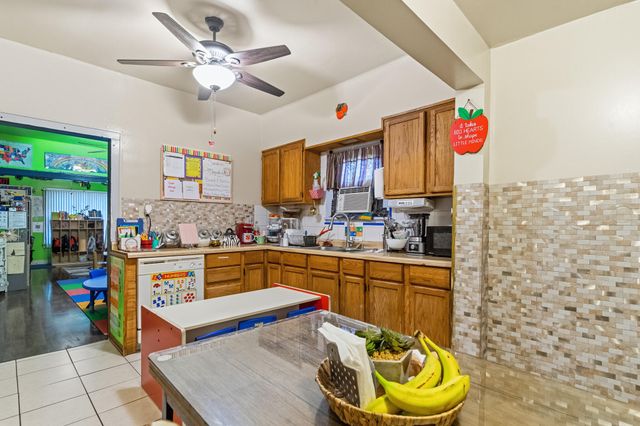 7046 Madison Avenue, Hammond, IN 46324