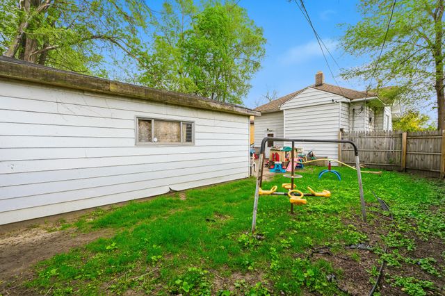 7046 Madison Avenue, Hammond, IN 46324