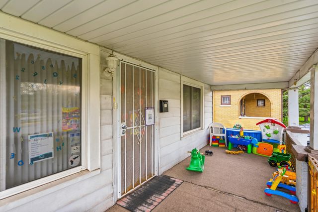 7046 Madison Avenue, Hammond, IN 46324