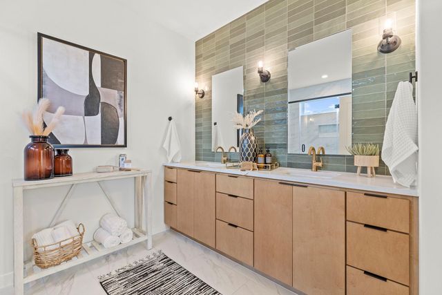 9421 Gladsome PATH, Manor, TX 78653