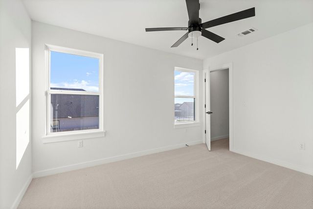 9421 Gladsome PATH, Manor, TX 78653