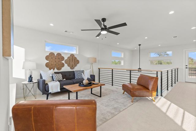 9421 Gladsome PATH, Manor, TX 78653