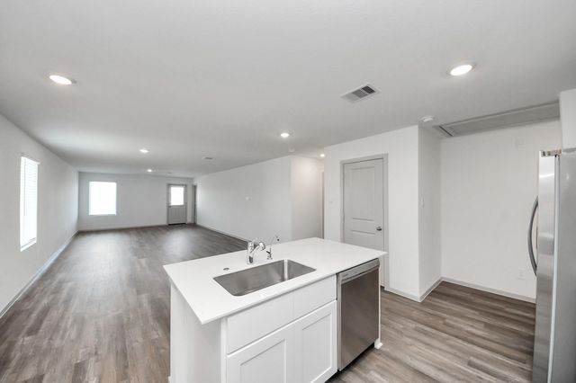 1027 Bluegill Lane, Alvin, TX 77511