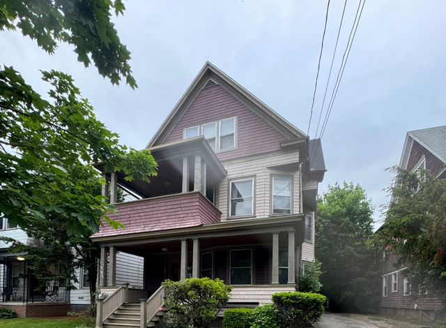 96 Hubinger Street, New Haven, CT 06511