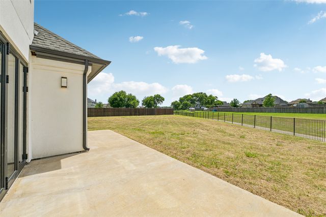 681 Davenport Drive, Waxahachie, TX 75167