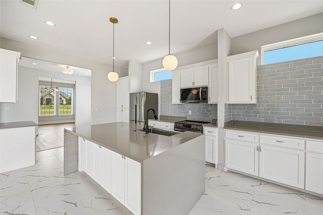 681 Davenport Drive, Waxahachie, TX 75167