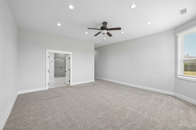681 Davenport Drive, Waxahachie, TX 75167