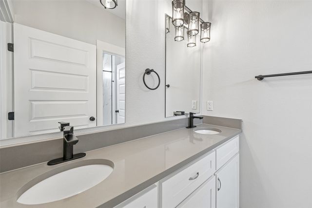 681 Davenport Drive, Waxahachie, TX 75167