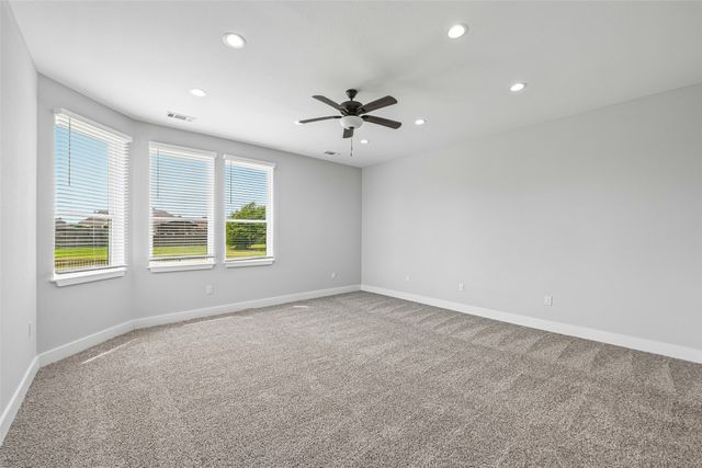 681 Davenport Drive, Waxahachie, TX 75167