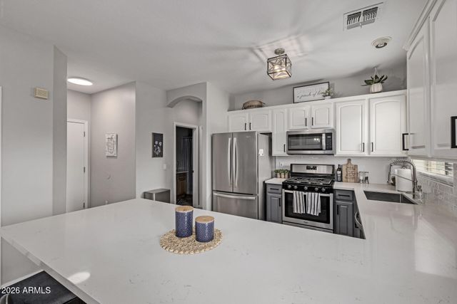 14135 W GELDING Drive, Surprise, AZ 85379