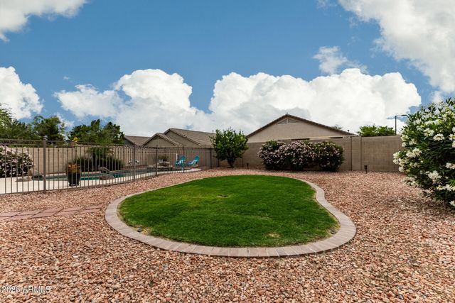 14135 W GELDING Drive, Surprise, AZ 85379